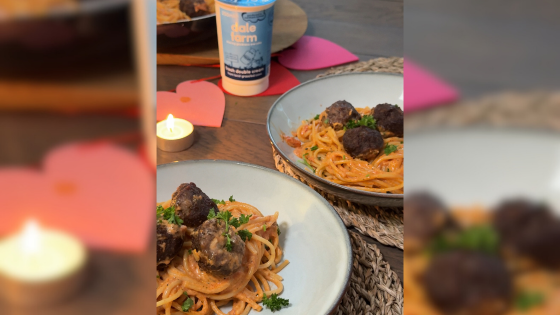 Creamy Spaghetti and Meatballs