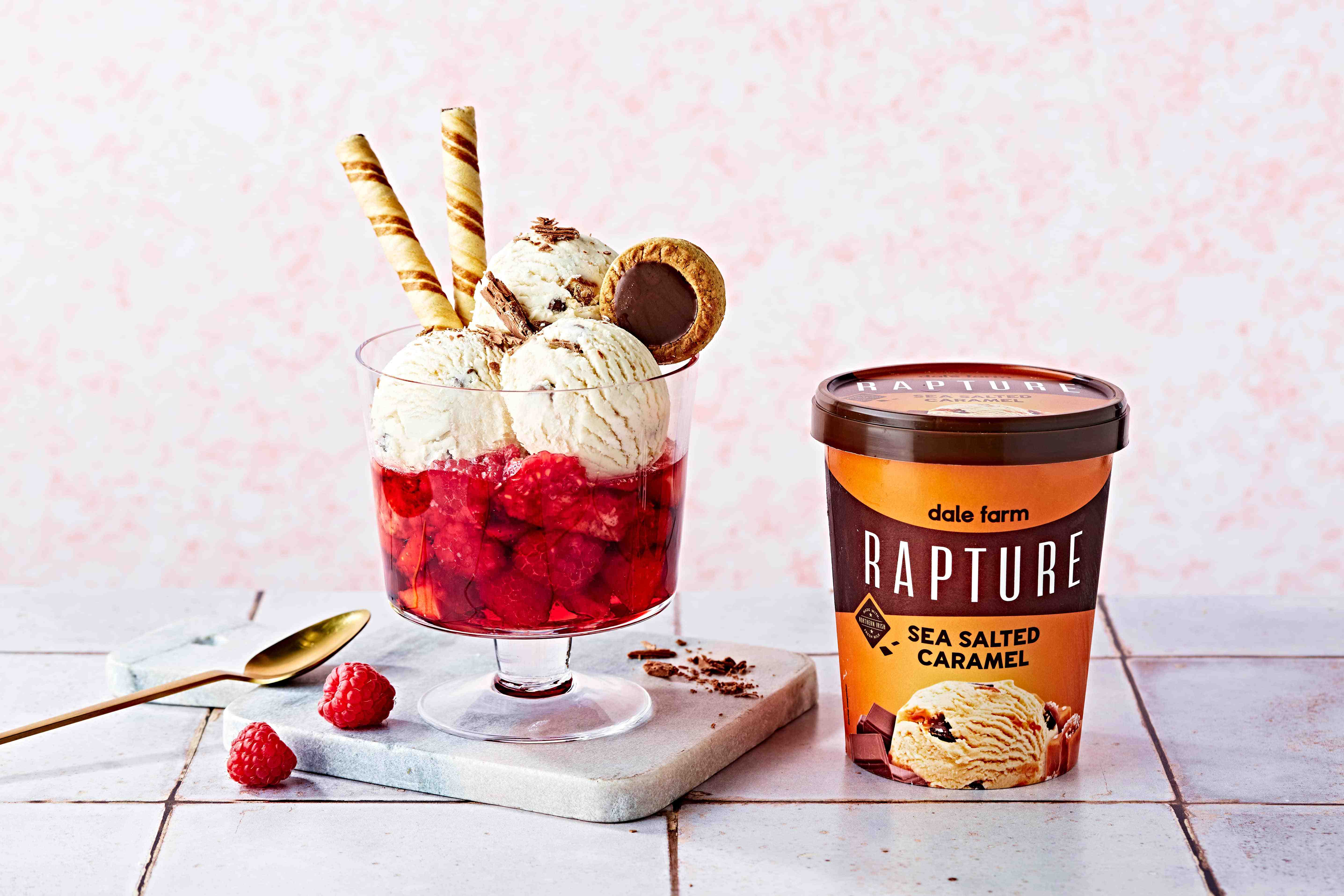 Salted caramel sundae with product 781k B